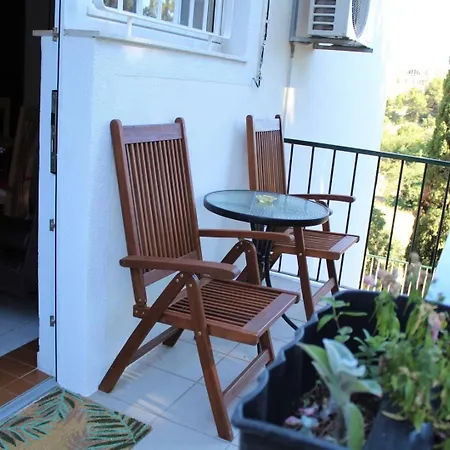 Apartment By The Sea - 27861